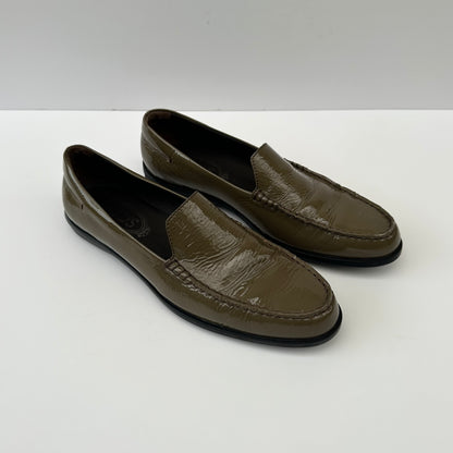 Olive Tods Loafers