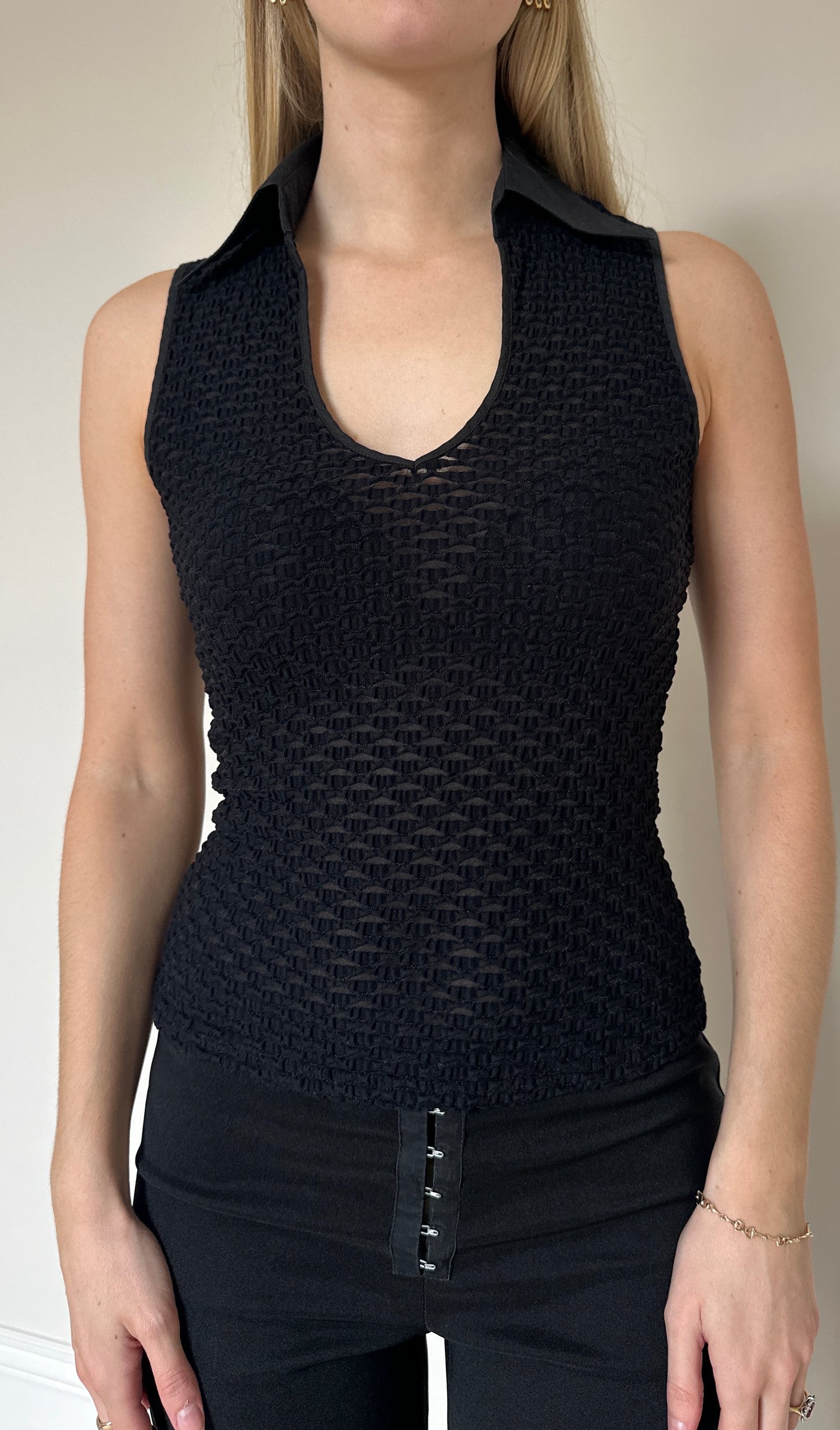 Vintage textured top with collar