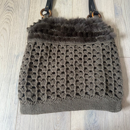 Vintage crochet & fur bag