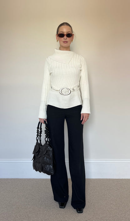 Vintage white jumper with belt