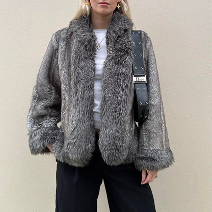 Vintage 00s grey faux fur coat