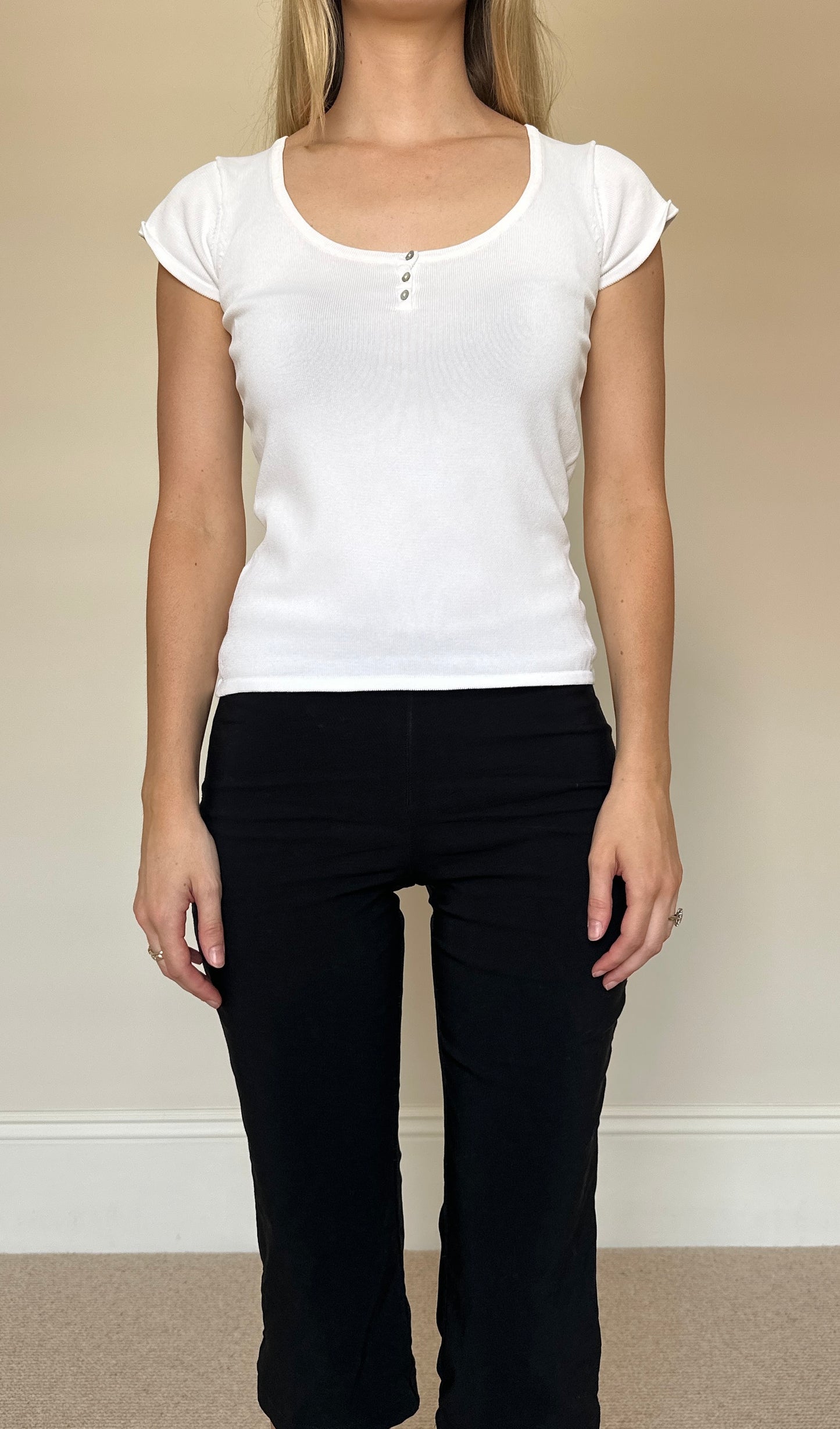 Vintage knit mother of pearl top