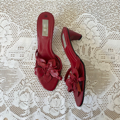 Vintage red floral kitten heels