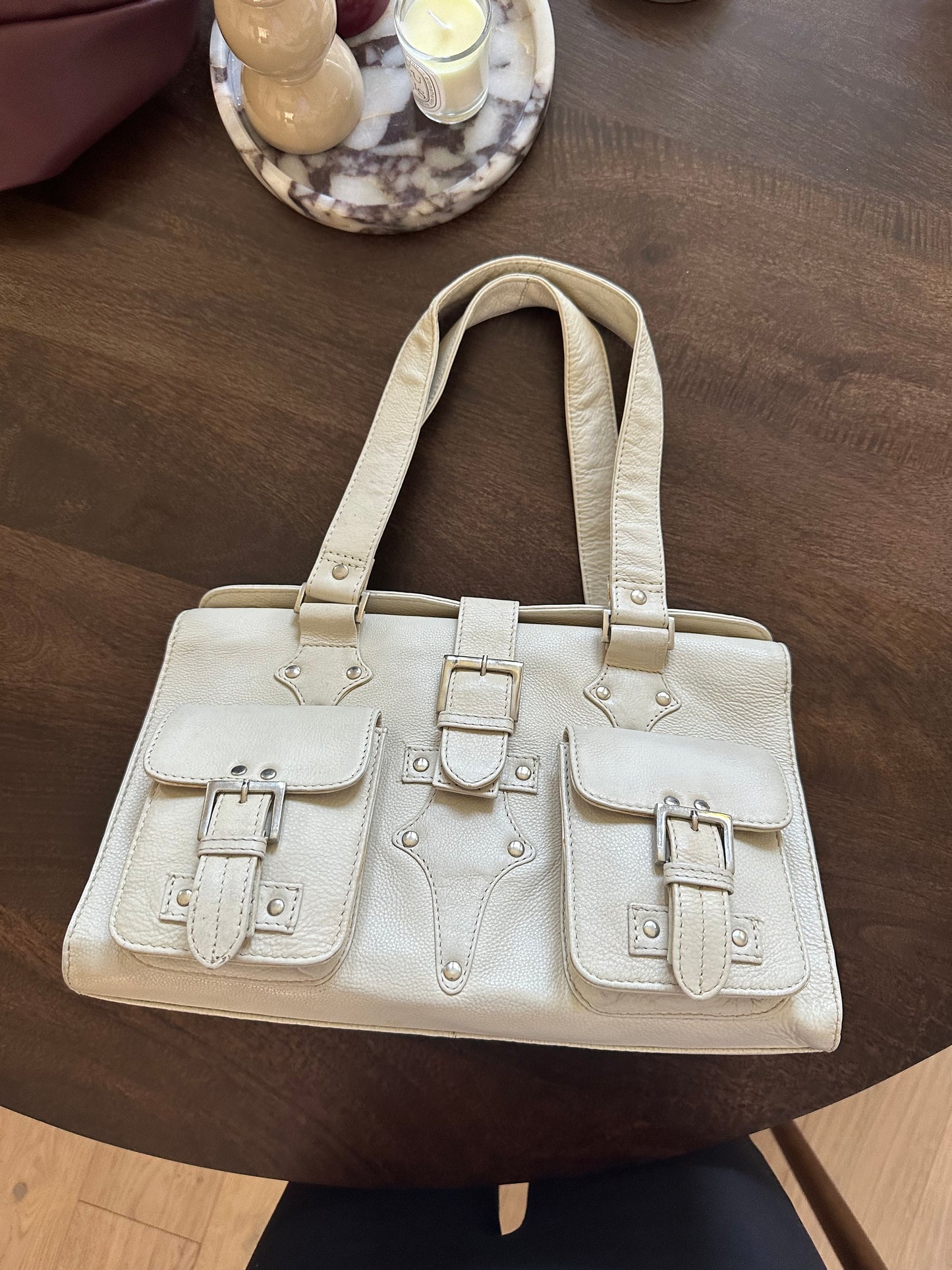 Vintage cream leather handbag