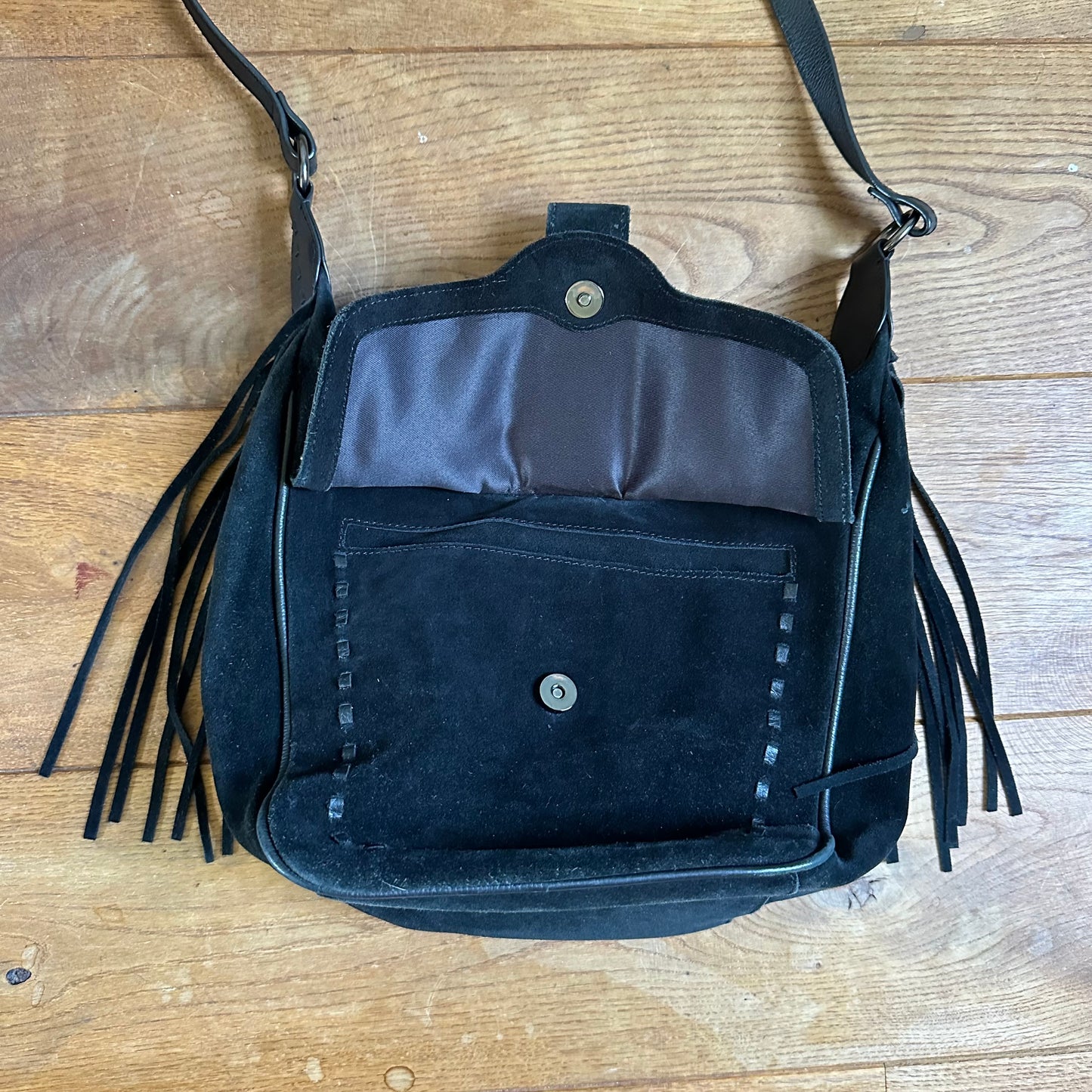 Vintage suede tassel bag