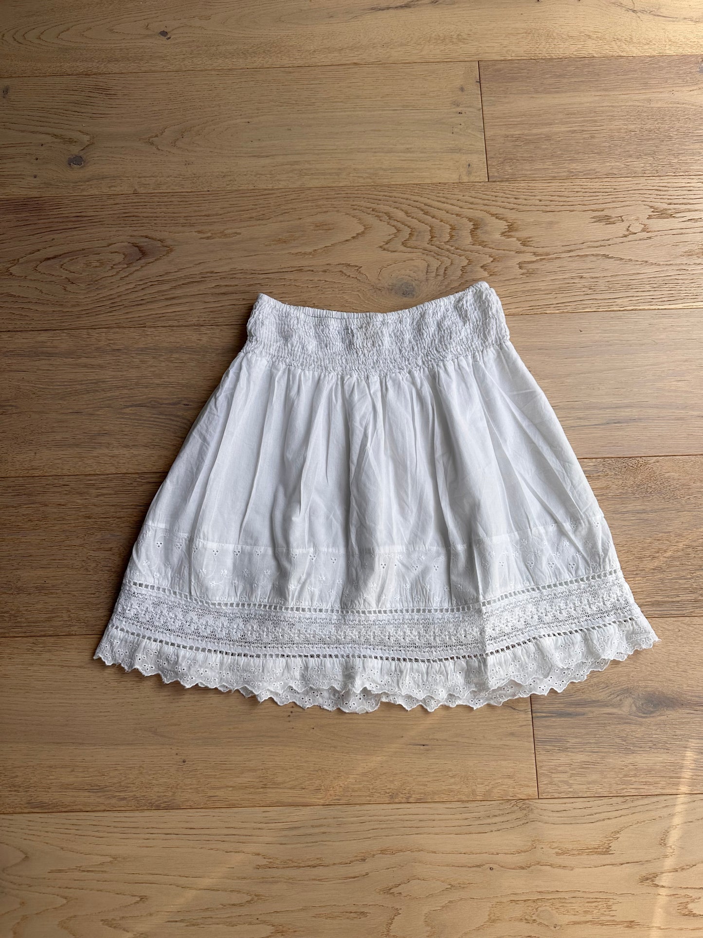 SALE Vintage white midi skirt