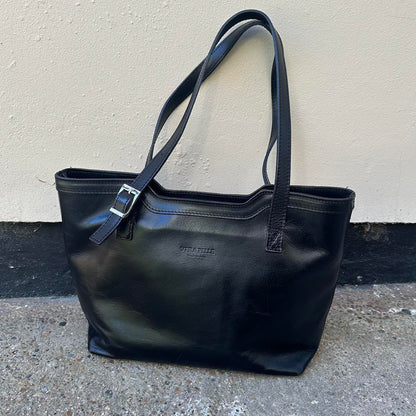 Vintage 90s leather bag