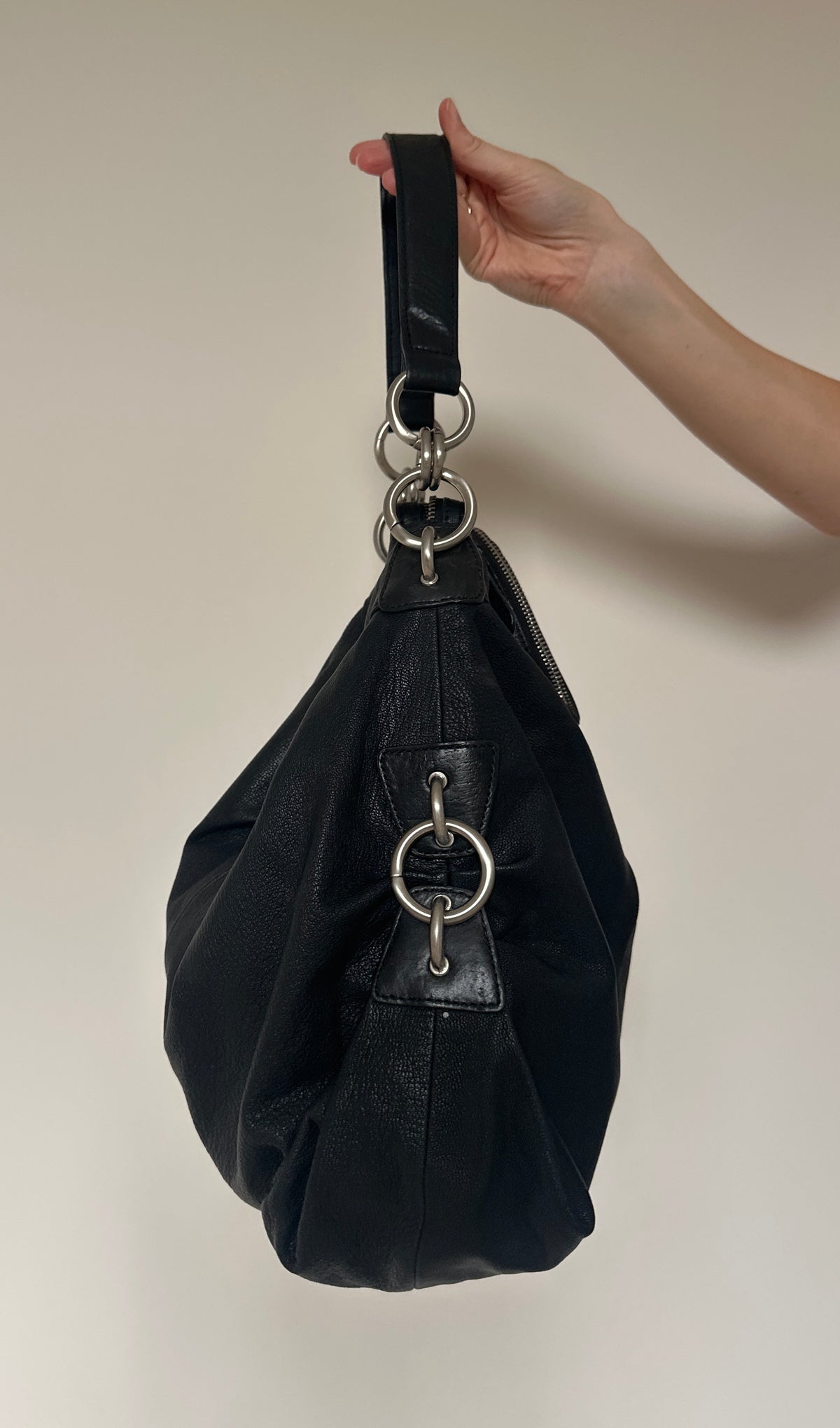 Vintage buckle leather bag