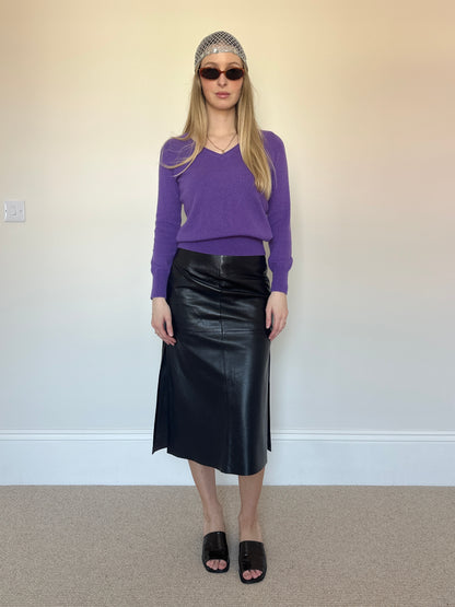 100% cashmere purple v-neck jumper