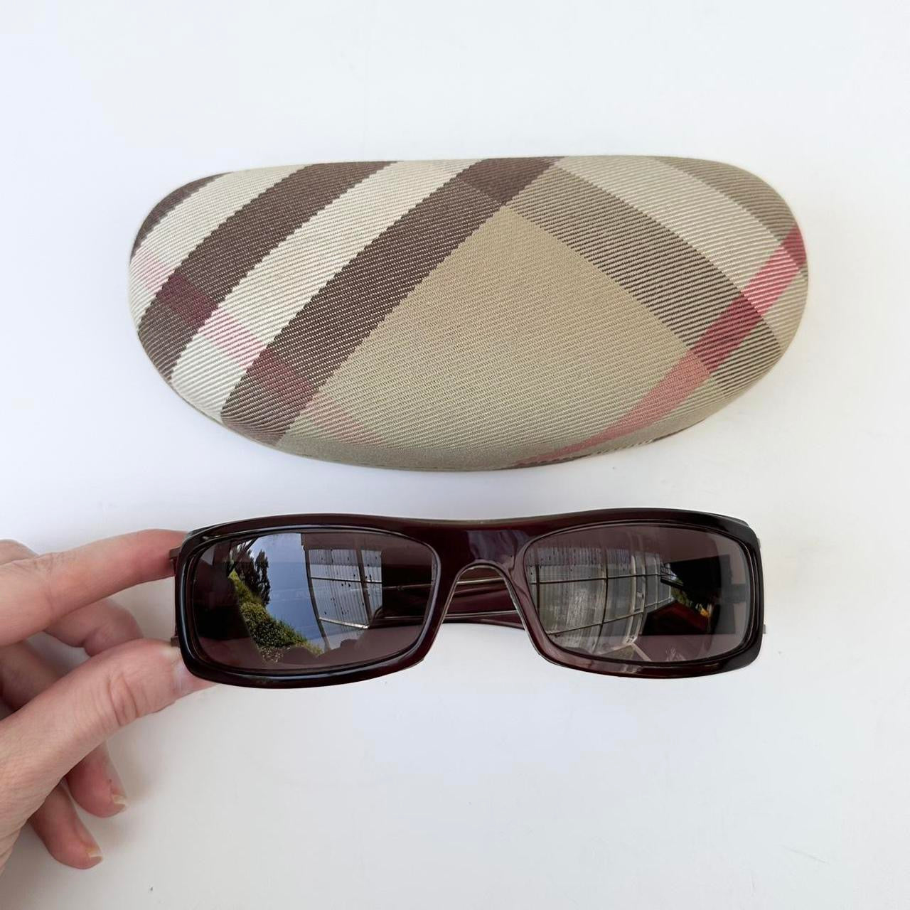 Vintage Burberry burgundy sunglasses