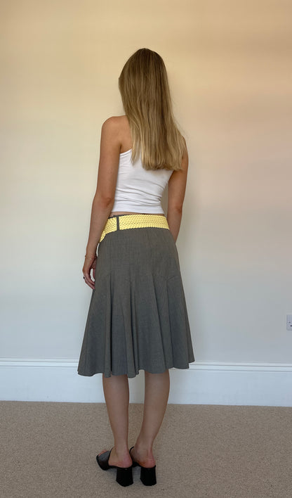 Vintage grey skirt & butter yellow belt