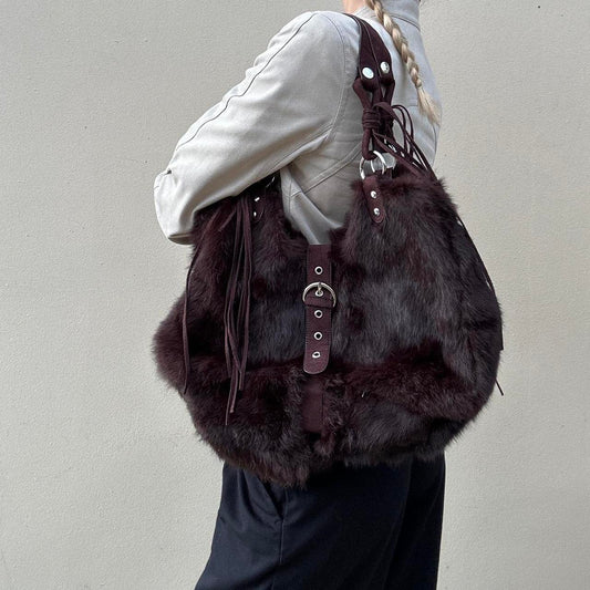 Vintage 00s brown fur bag