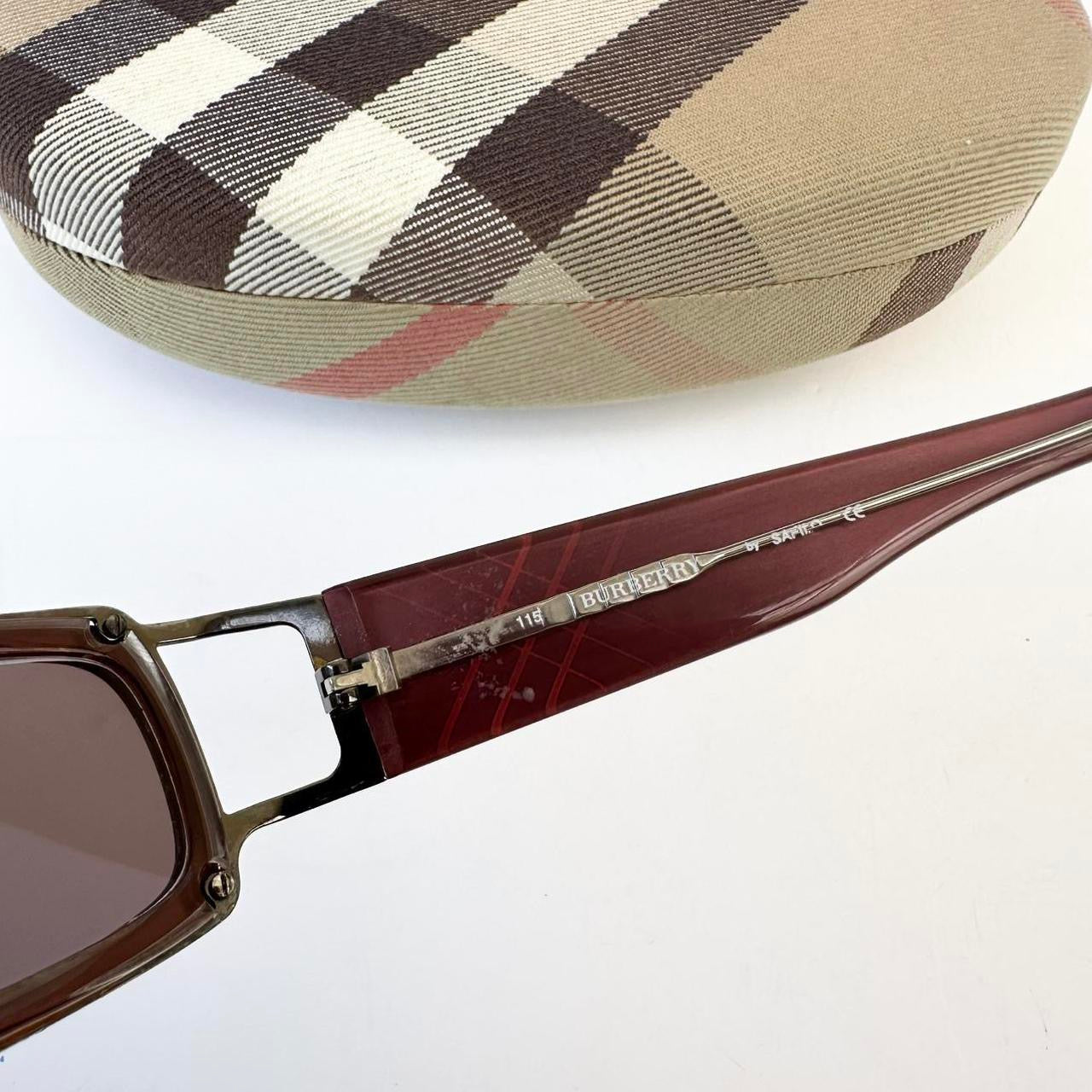 Vintage Burberry burgundy sunglasses
