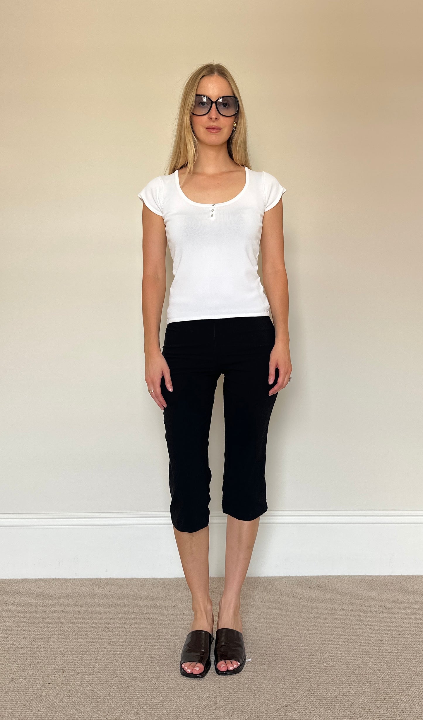 Vintage knit mother of pearl top