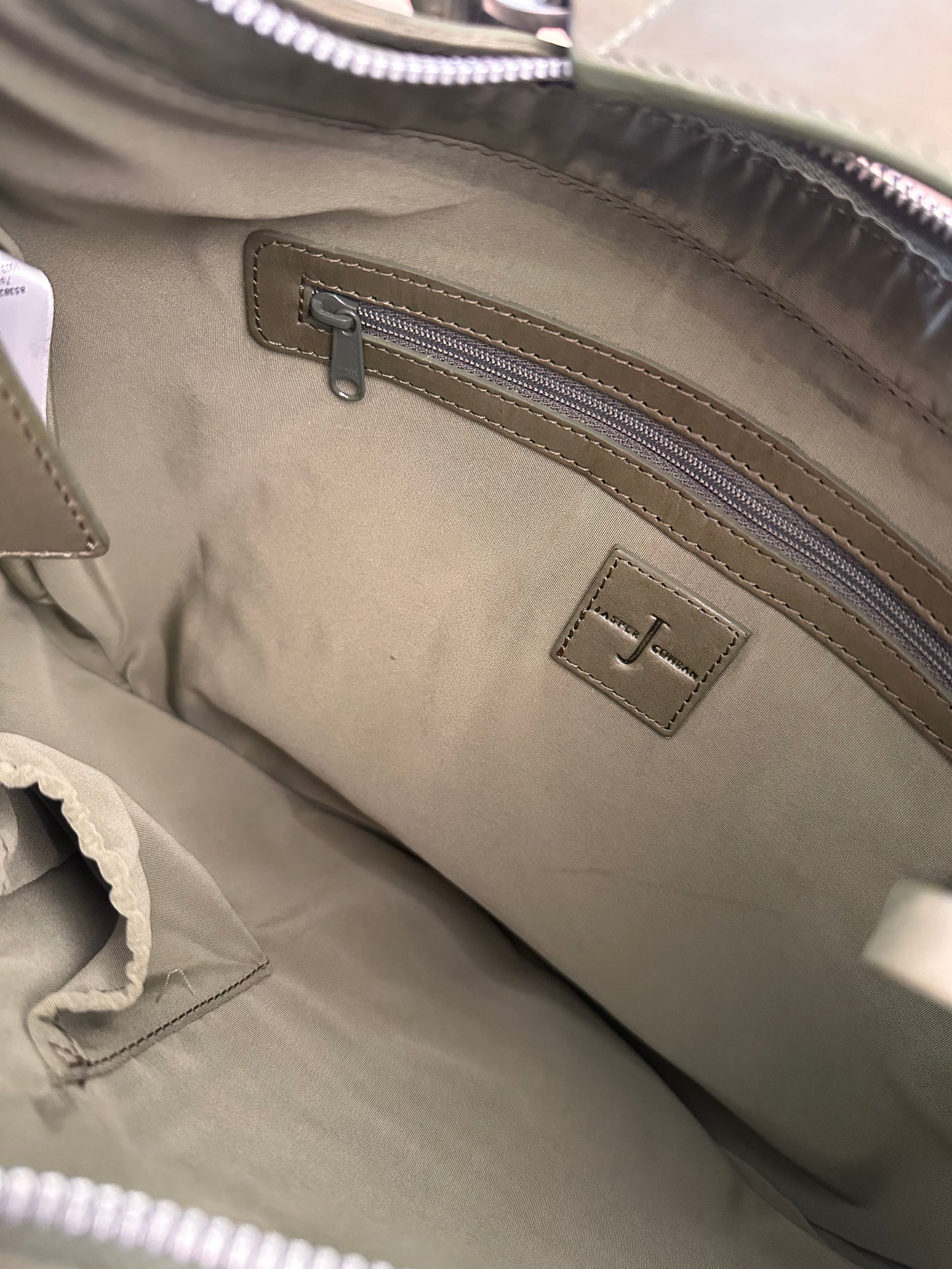 Vintage olive leather shoulder bag