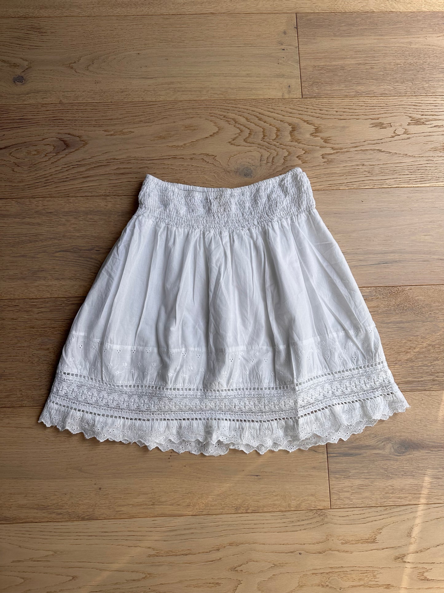 SALE Vintage white midi skirt