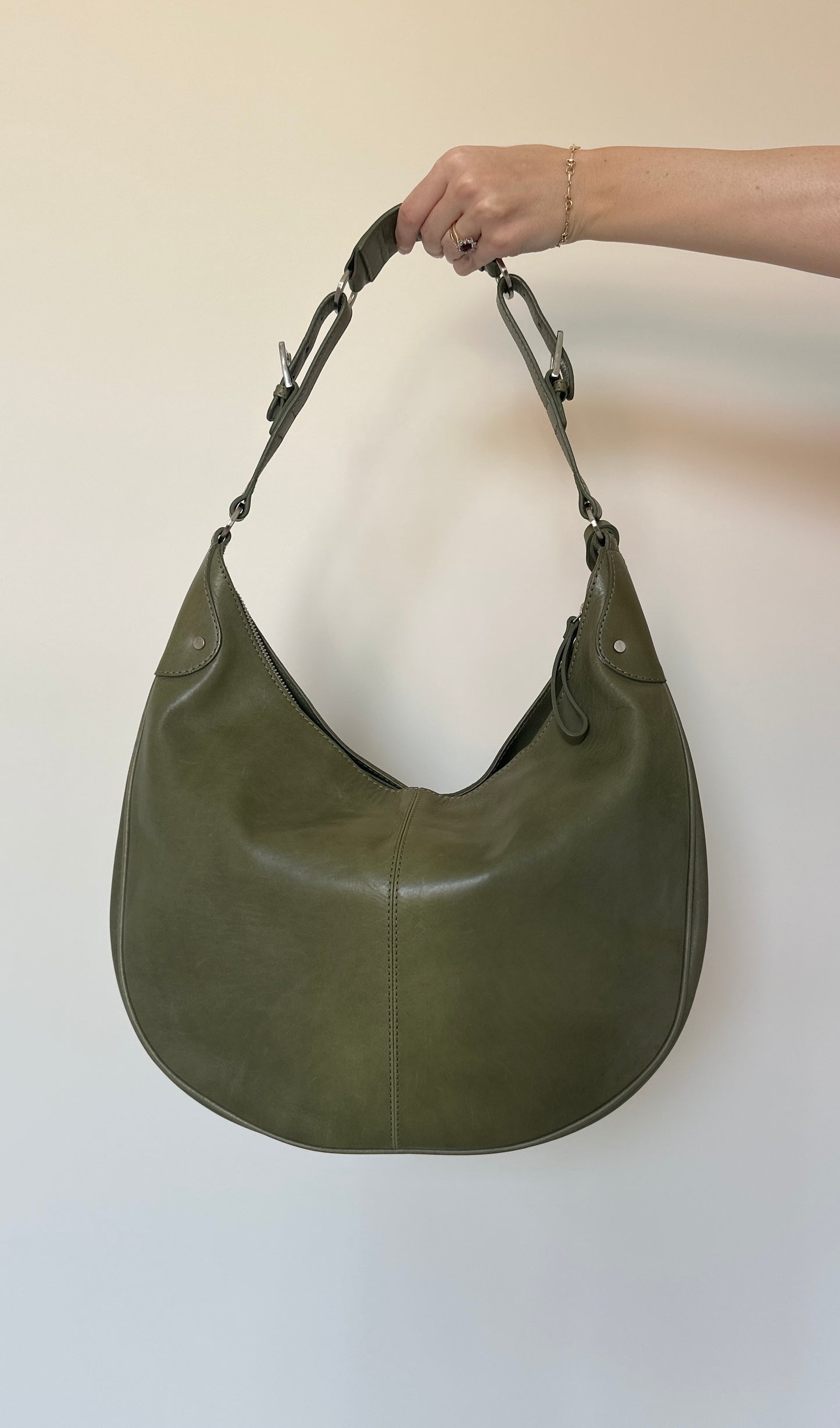 Vintage olive leather shoulder bag