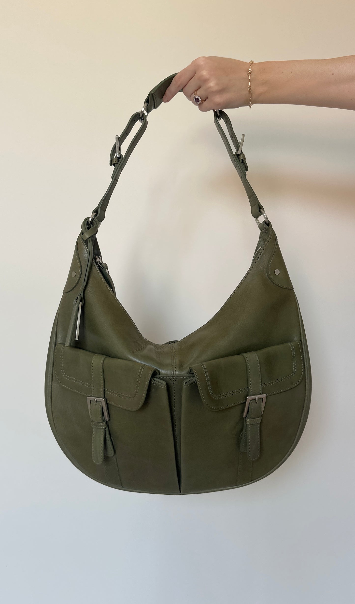 Vintage olive leather shoulder bag