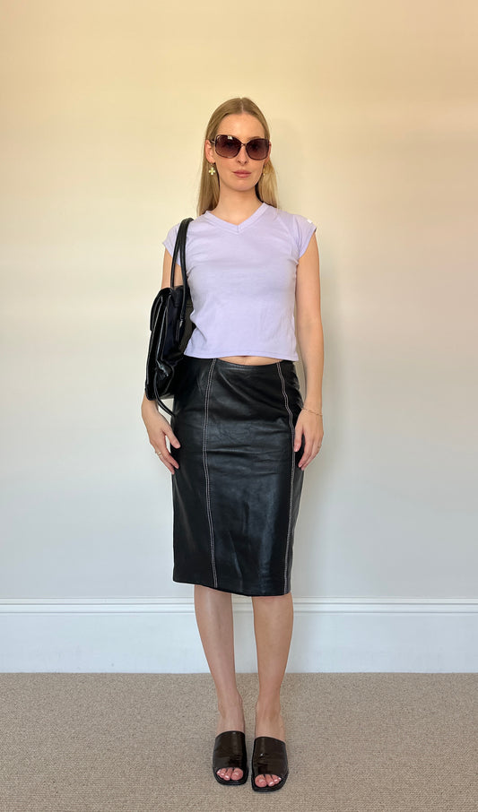 Vintage high v-neck lilac t shirt
