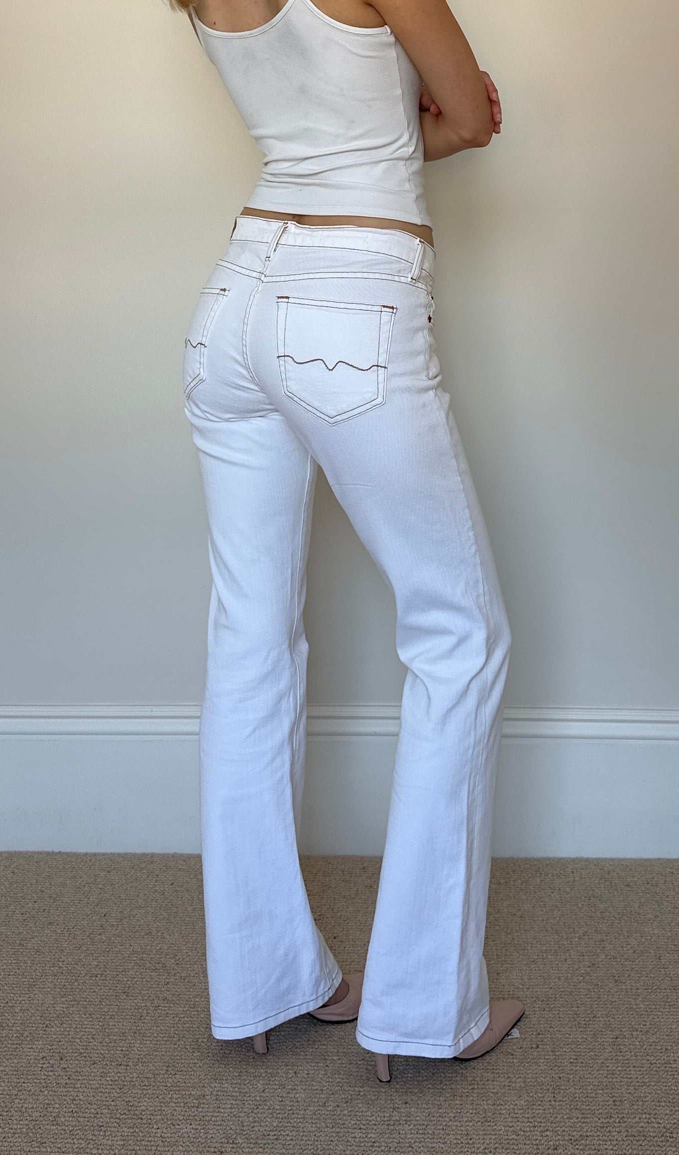 Vintage white low waisted flare jeans