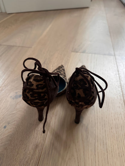 SALE Vintage leopard fur heels