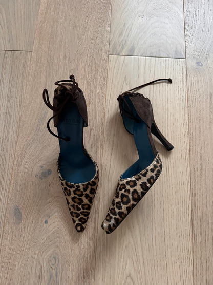 SALE Vintage leopard fur heels