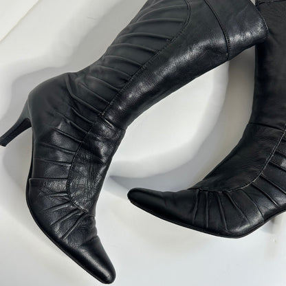 Vintage 00s leather boots