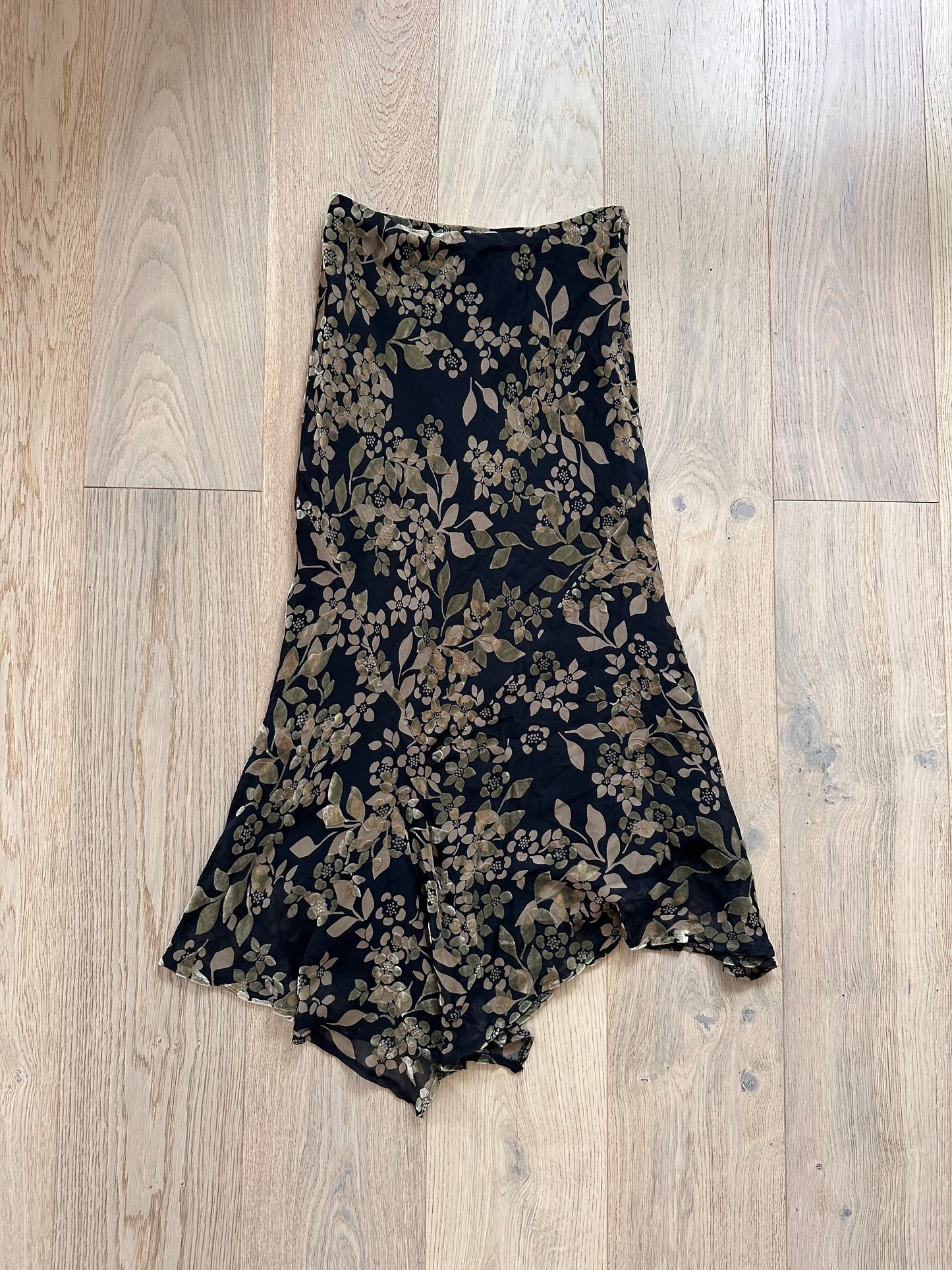 SALE vintage floaty skirt