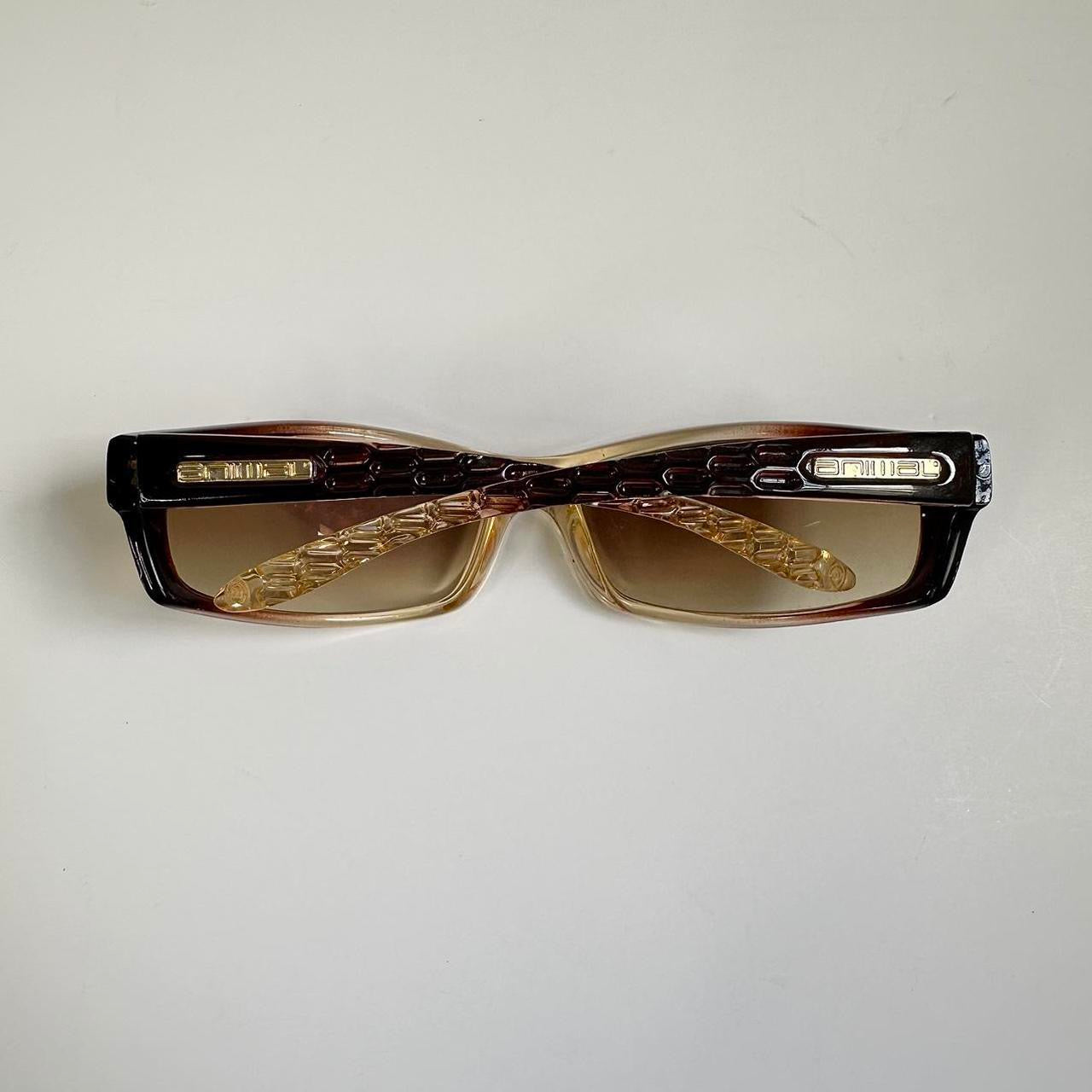 Vintage 00s ombré sunglasses