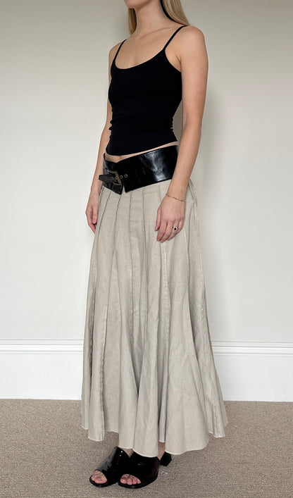 Vintage pleated maxi skirt