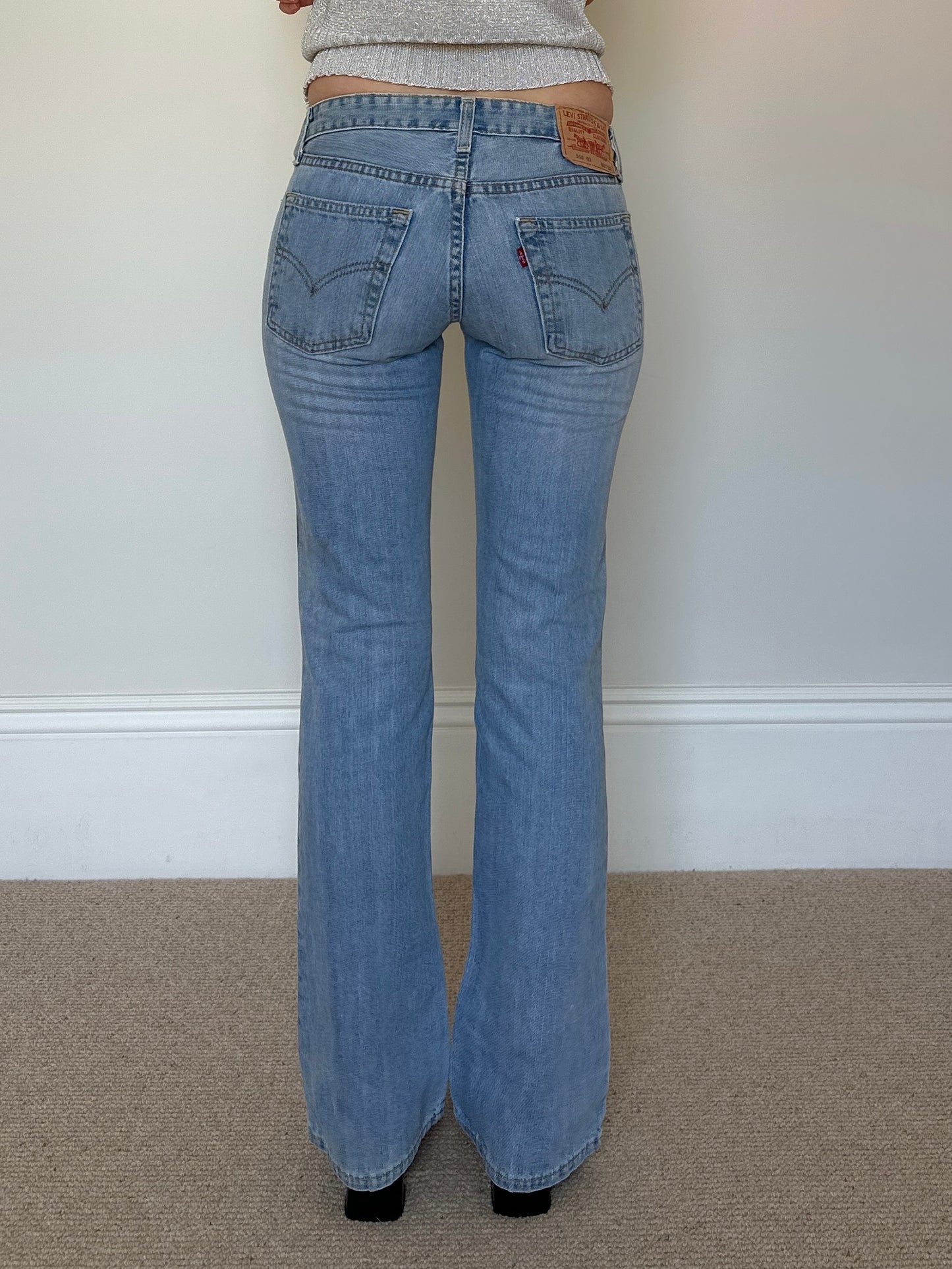 Vintage Levi low waisted jeans