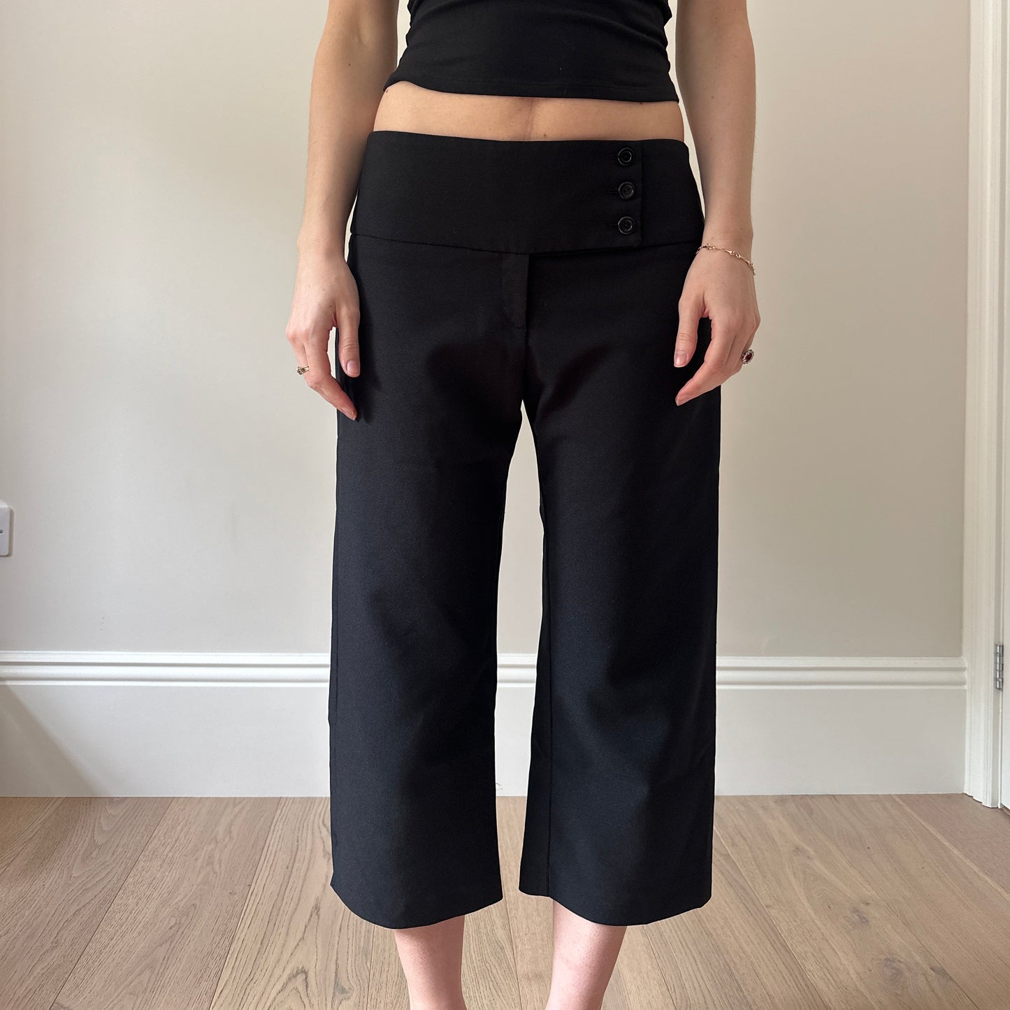 Vintage Black Capri trousers