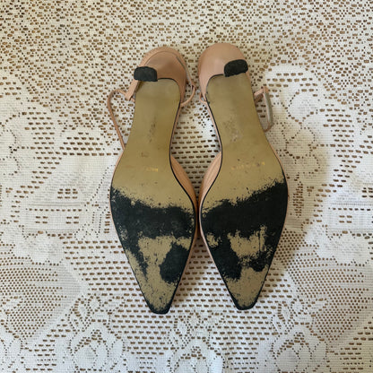 Vintage nude kitten heels