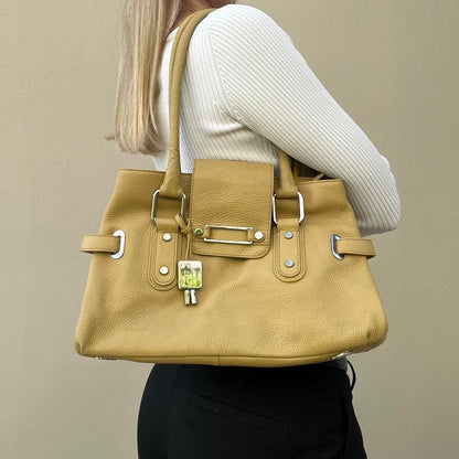 Vintage yellow leather handbag