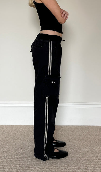 Vintage 00s toggle trackies