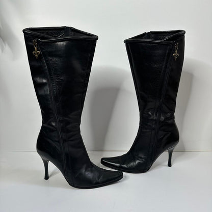 Vintage black pointed heeled boots