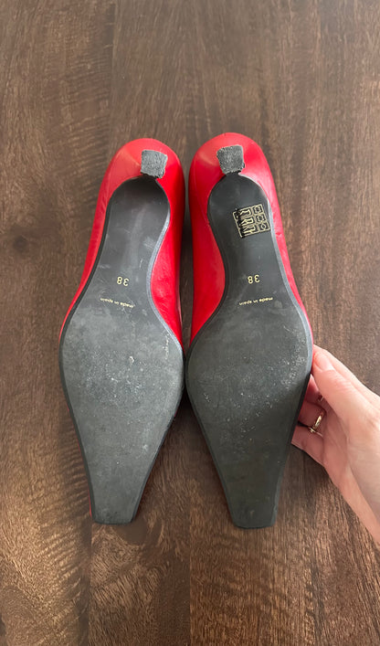 Vintage red court shoes