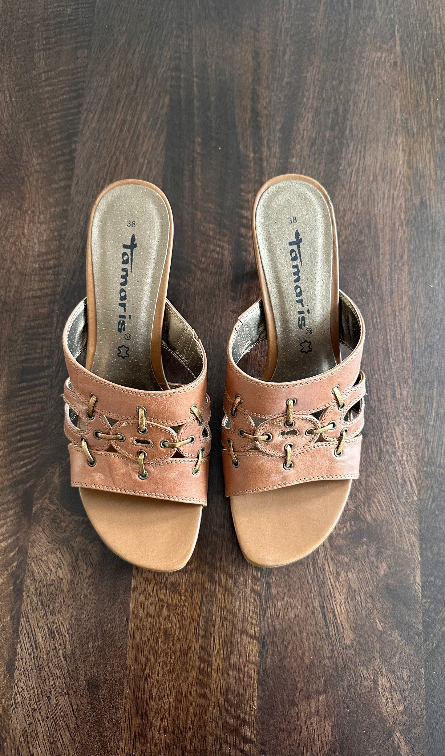 Vintage brown mules