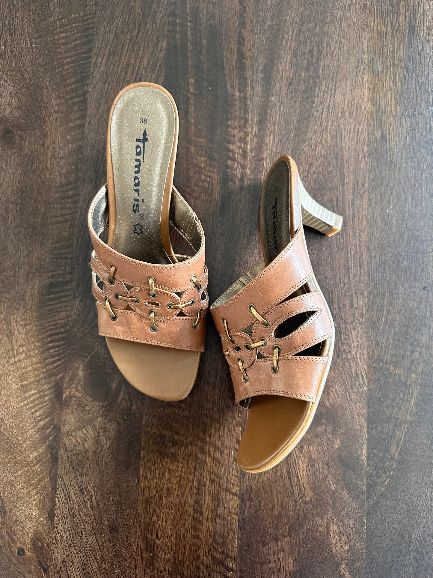 Vintage brown mules