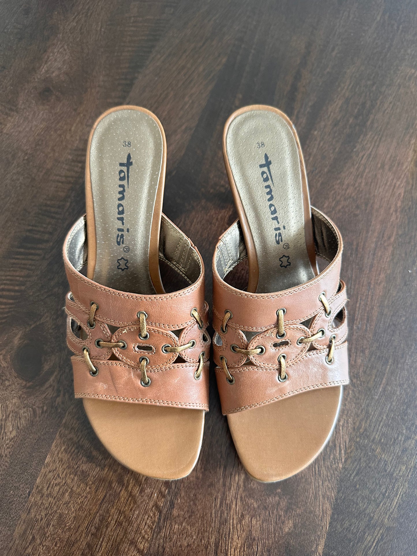 Vintage brown mules