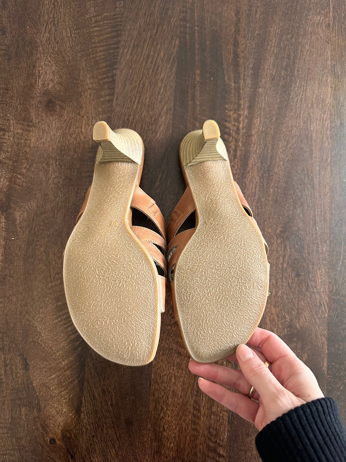 Vintage brown mules