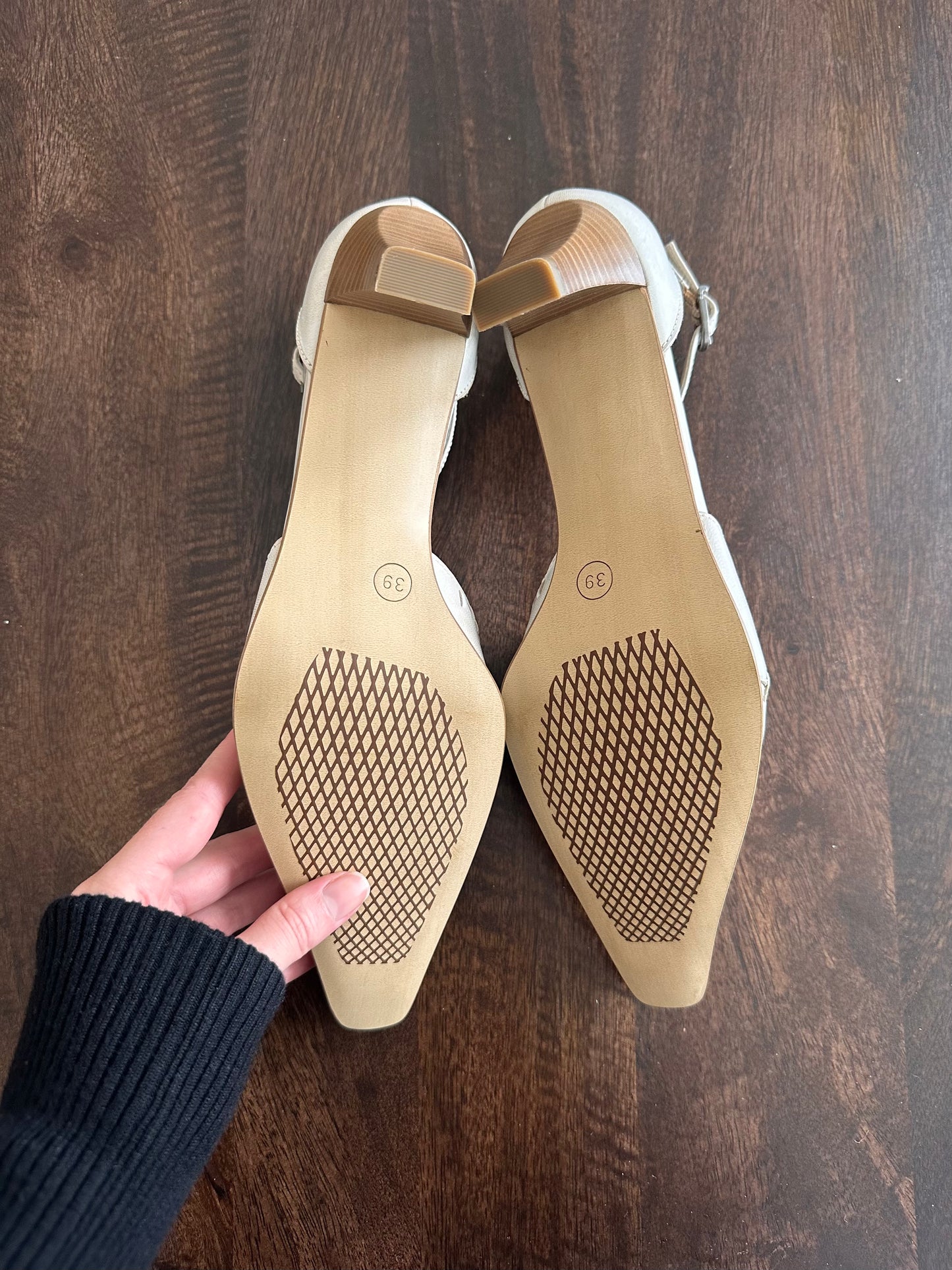 Vintage pointed heels