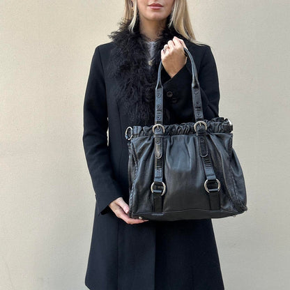 Vintage 90s leather handbag