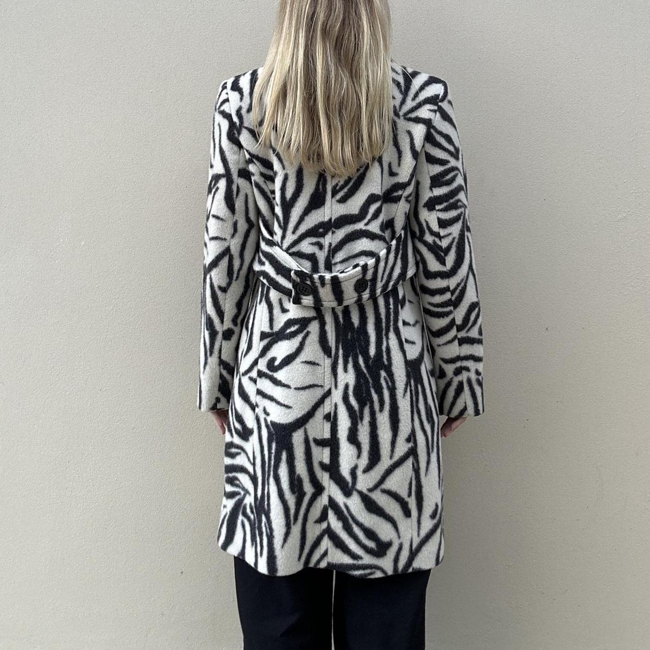 Vintage 00s zebra jacket