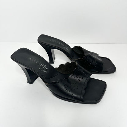 Vintage 00s black square toe heels