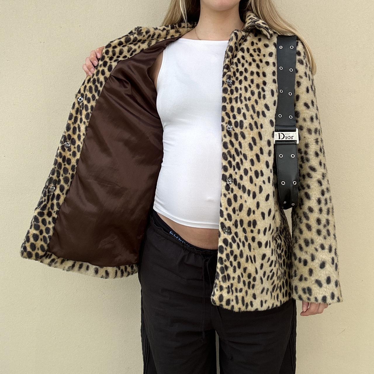 Vintage 00s leopard coat