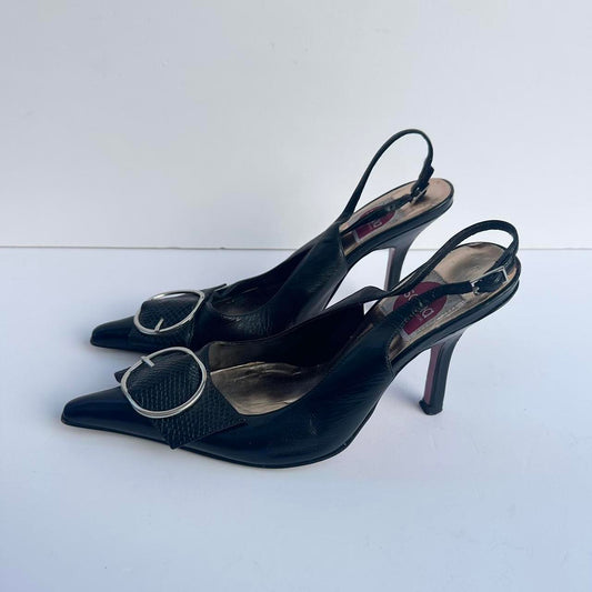 Vintage 00s buckle kitten heels