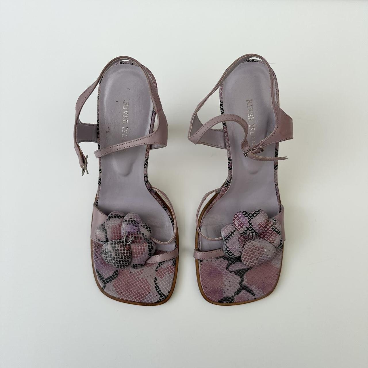 Vintage 00s purple flower heels