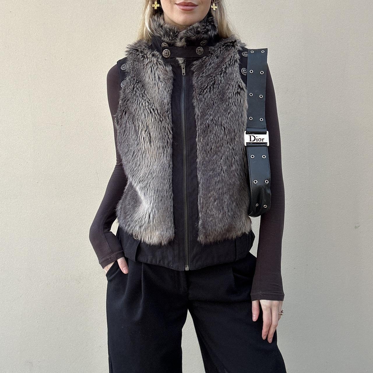 Vintage 00s faux fur gilet