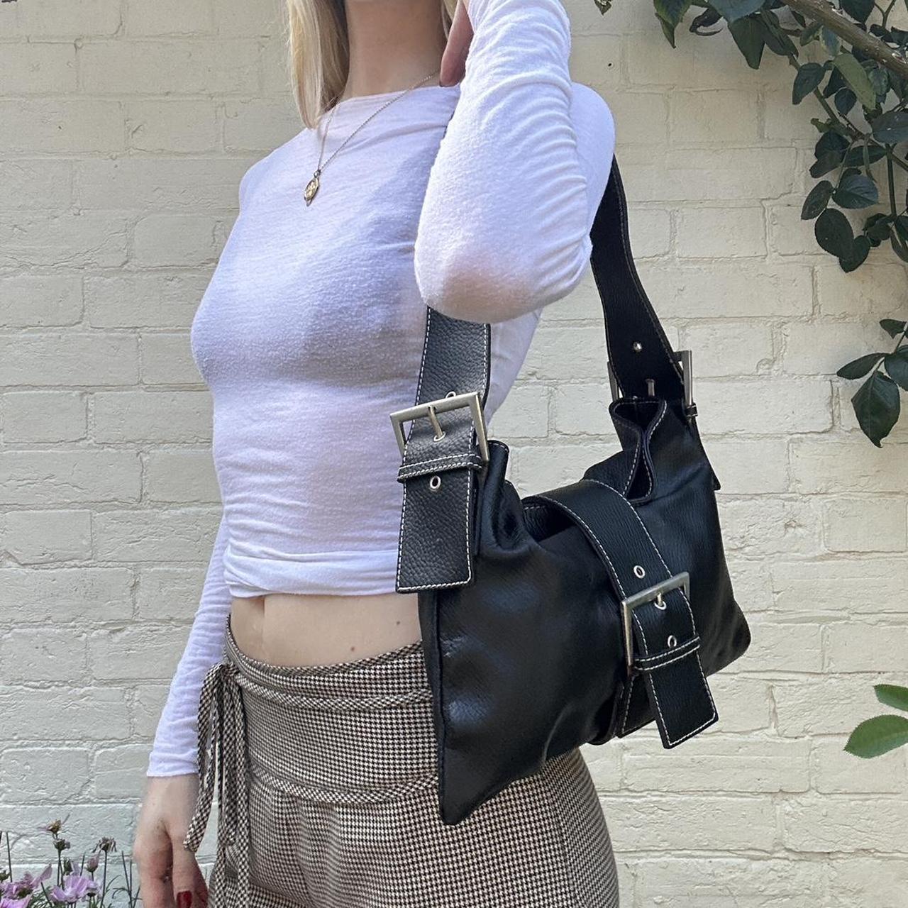 Vintage 00s black leather bag